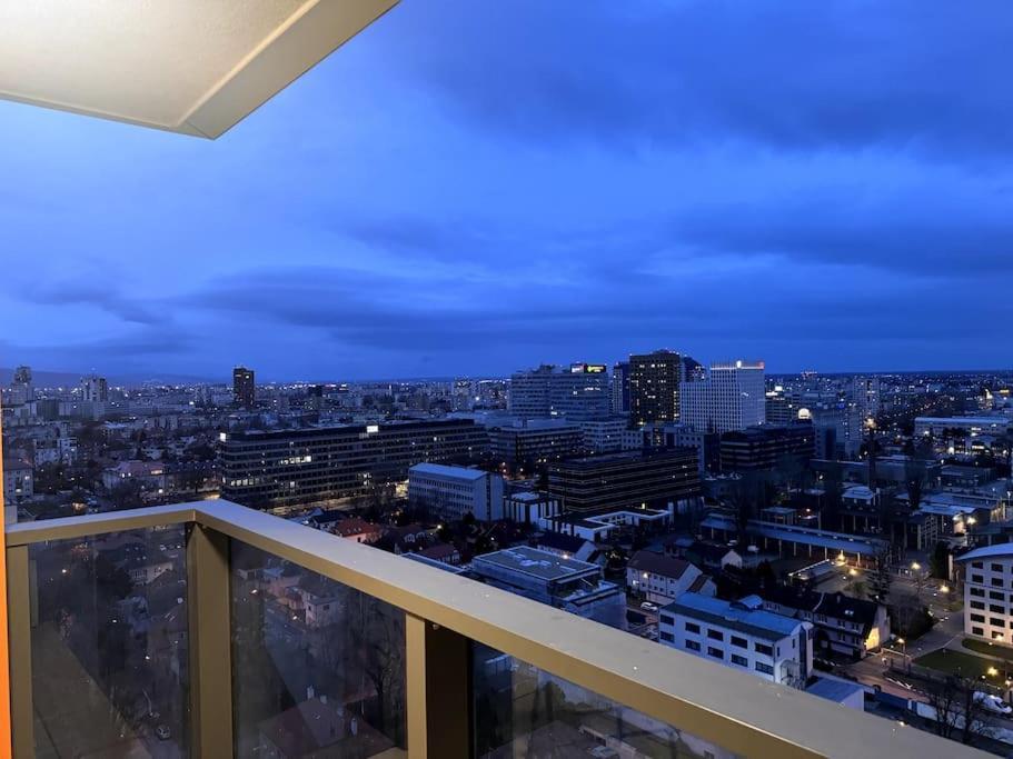 Apartmán Danubius 1805 Bratislava Exteriér fotografie